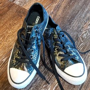Converse ALL STAR shoe